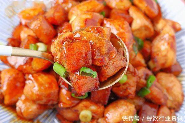  一年吃掉6000万份！这菜滋补又暖身，一上桌眉毛都被它香掉！