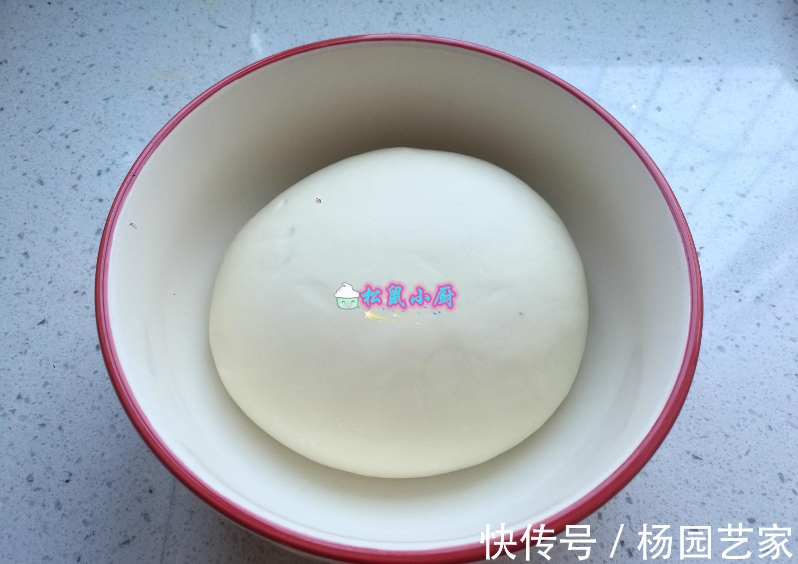 6块钱买了一大把，加4个鸡蛋蒸了2锅大包子，又鲜又嫩真香啊！