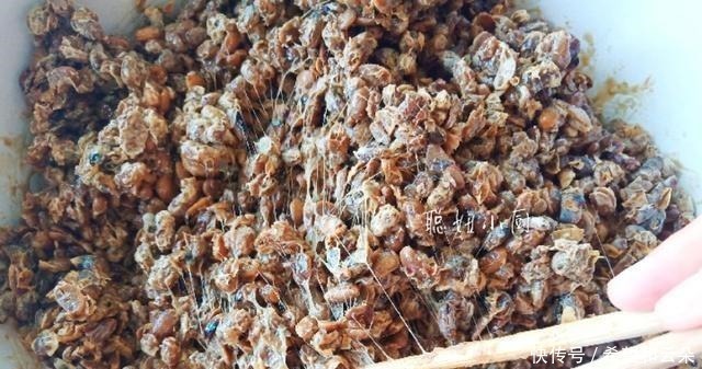 我妈妈做的盐豆,用了40年,有一种独特的味道,忘不了家乡美味