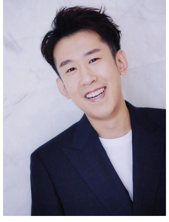 《跑男黄河2》22号首播，首季导演回归，透林一和白鹿有暗线任务