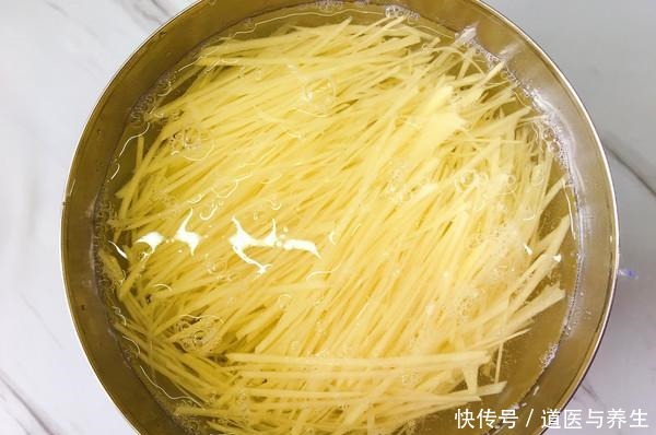 不管什么时候,土豆和它不能一起吃,再美味也不行,许多人中招了!
