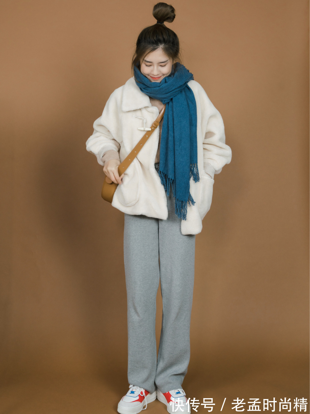 法则|想要把羊羔毛外套穿出高级感!掌握这几套穿搭法则,好看又减龄