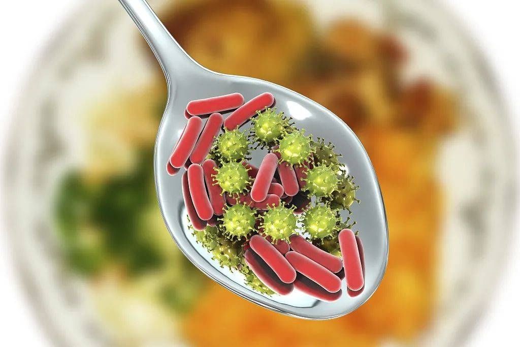 花露水|各科医生提醒：夏天千万别做这些事 很危险