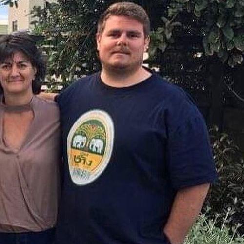 小伙|285斤小伙胖到不敢出门,坚持跳绳加椭圆机,9个月减掉130斤