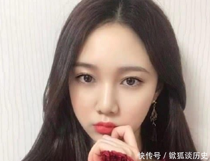 可爱|你是“可爱脸”,还是“高冷脸”?看“这3特征”自测一下你是哪种风格!