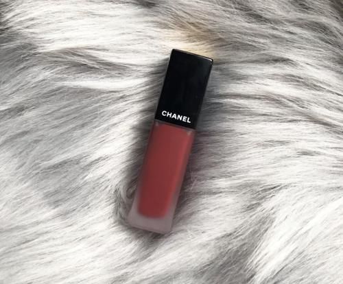 这些口红复古又高级，超显白色，档次又上升不少，简直太好看了