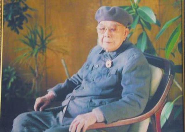 旅长|抗战中赫赫有名的八路军386旅,有3任旅长,分别是谁?授啥军衔?