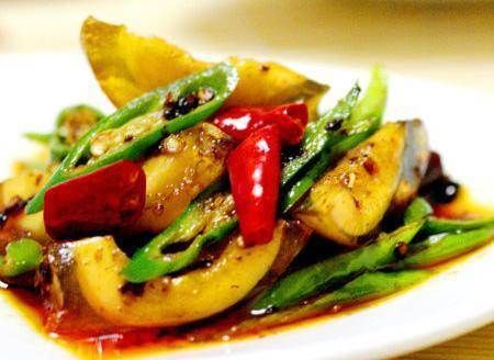 比肉|皮蛋新吃法，不要总是凉拌，十分下饭，比肉还好吃