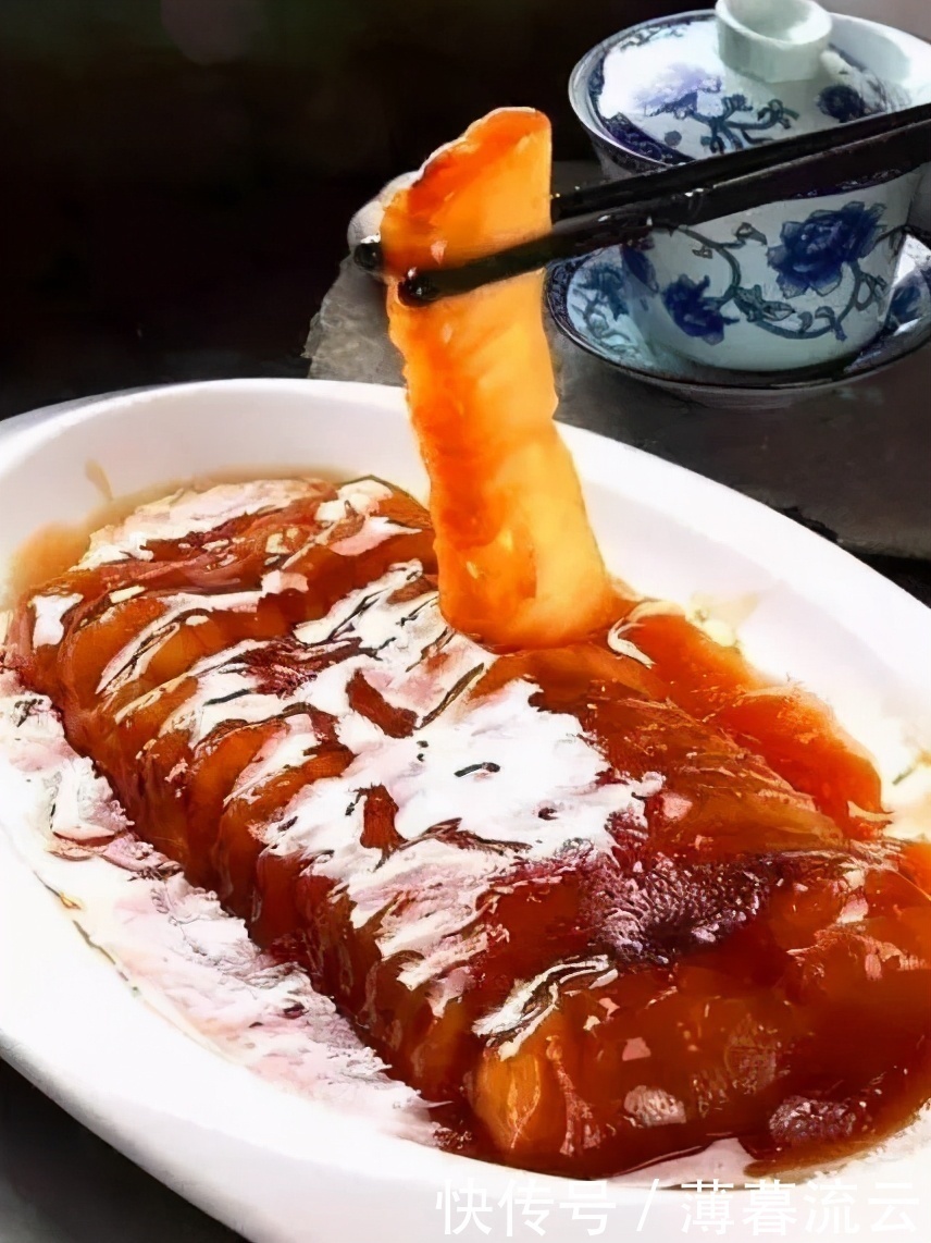 冬天女性爱美,3种美食不能错过,袪皱淡斑,排毒消脂,滋补身体