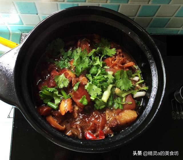 猪蹄煲|入秋转凉，这道菜可以安排啦！20元一斤，炖一炖滋补又馋人，香
