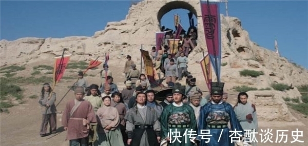 苏轼|他是宋代著名诗人,千帆过尽人易老!他的一生过的让人佩服!