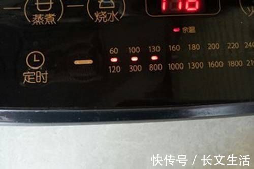 玉米面最好吃的做法，开水一烫，筷子两搅，老公一口气吃3个