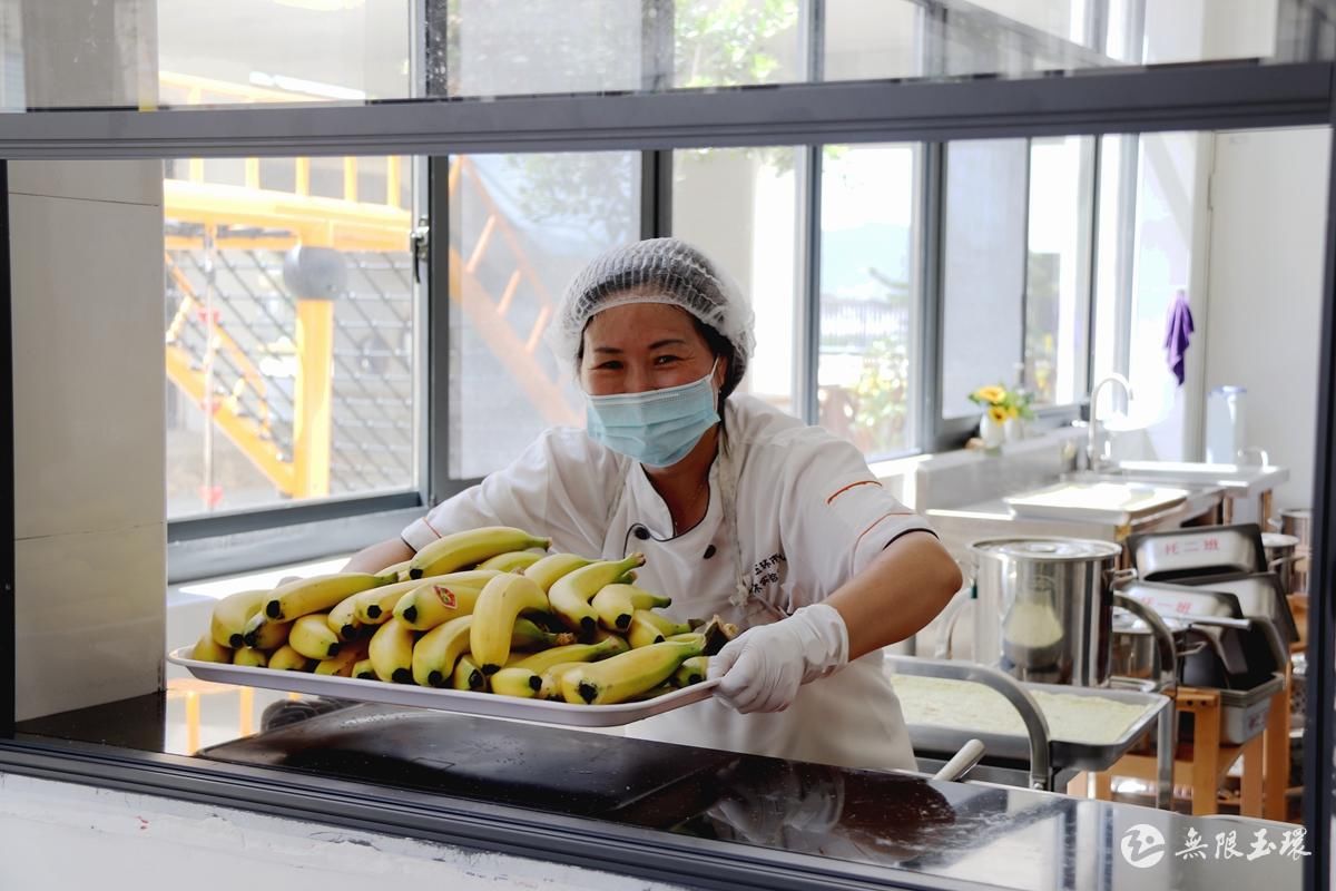 厨房|新学期开学,一起来看看孩子们在学校吃得怎么样?