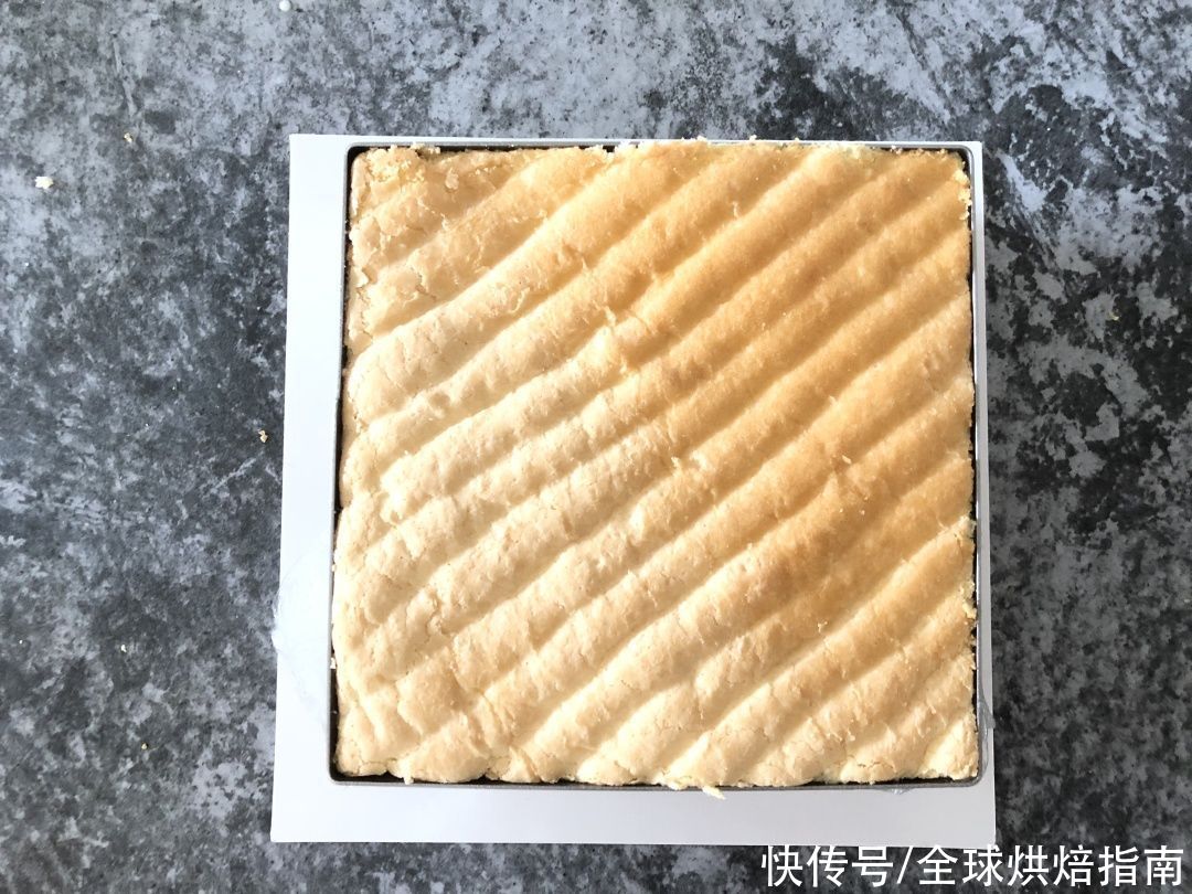 爆棚|整粒无花果切块蛋糕，让夏日甜蜜爆棚