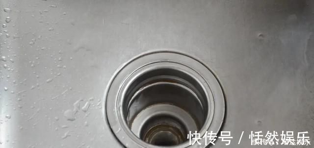 厨房|废旧牙刷剪短一半,放在厨房特别实用,一年能省几百元,涨知识了