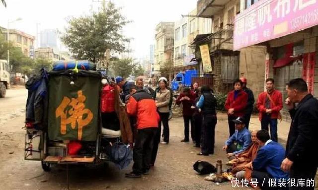 通慈法师:身穿百衲衣,三步一叩拜,苦行八年,只为心中大愿