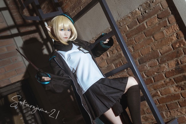 方舟|cos：明日方舟杜林，有一对非常可爱兽耳