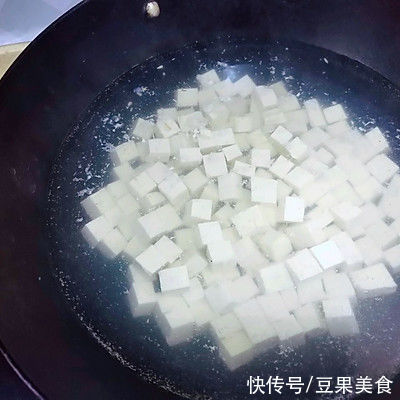 最常吃的家常菜,还属#东古家味美食#麻辣豆腐最诱人