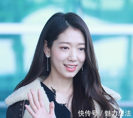 妹子们|2019流行发型参考!百搭瘦脸又抢眼,让你女人味十足!