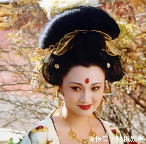 猜猜|唐朝美女杨贵妃,在以胖为美的年代,猜猜她到底是胖还是美!