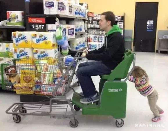 八张图告诉你什么叫“爸爸带娃,活着就行”,妈妈看完追着打!