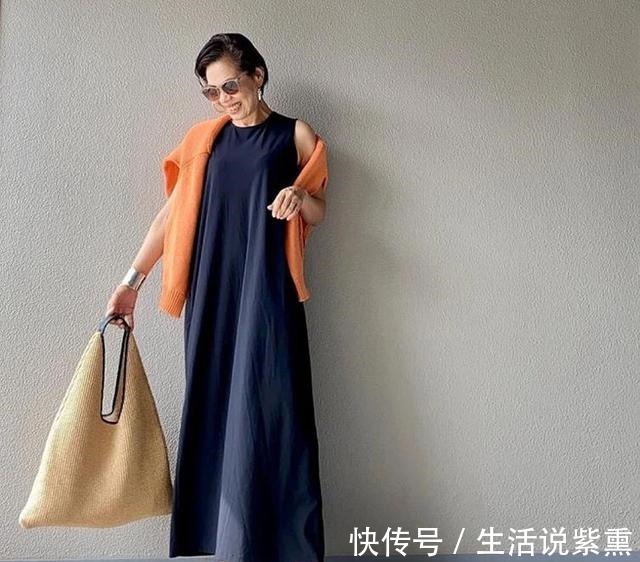 lily 五六十岁的女人,穿搭不要太浮夸,学学这位老年博主,减龄又大气!
