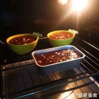 便当|今晚花10分钟做好香蕉布朗尼，明天便当就吃它