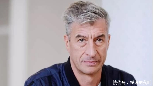 85万一根的香蕉展品,饥饿游客看见后一口吃下,游客结局怎样