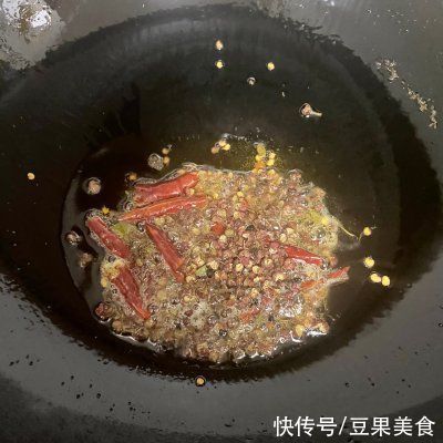 好吃的宫保鸡丁-正宗的鸡腿肉版，你在哪里呀