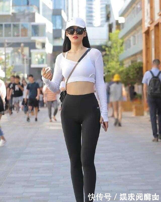 装扮 自由随性的瑜伽裤装扮不失优雅魅力,穿出自我个性,曼妙动人!