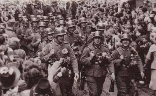 没了|30万精锐部队奉命回国，整整走了5年，回国后国家却没了