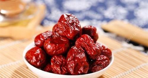 新细胞|女生不想变大妈,多吃三种食物,减肥瘦身、补血养颜,好吃又不贵