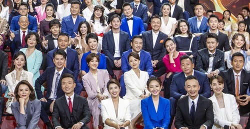 央視涌入大量新面孔,節(jié)目煥發(fā)全新活力,老牌主持人被替代