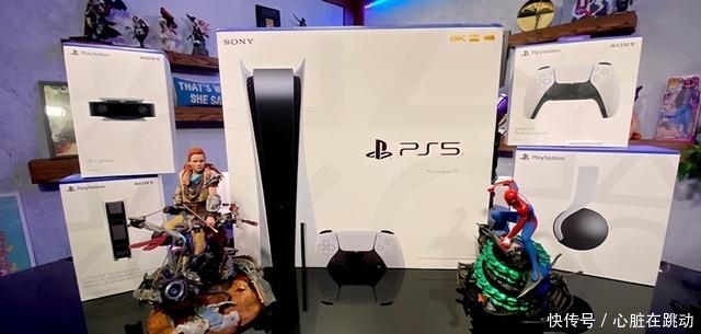 精致|PS5首发开箱报告:朴实的包装 精致的内在
