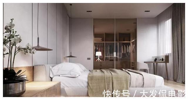 滑轨|装修中明智的决定,用卧室2㎡面积,打造迷你衣帽间,很实用!
