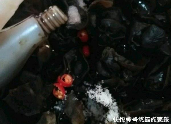 凉拌木耳|他叫“天然阿司匹林”，每三五吃一次，血管更加通畅，畅通血管