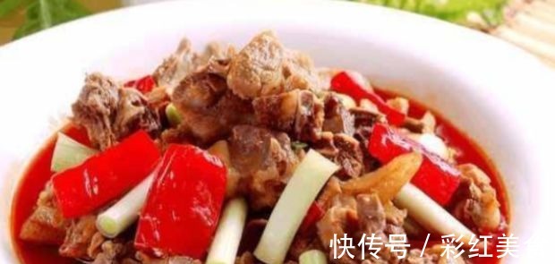 肉丝|美食推荐芋头排骨汤，京酱肉丝，笋焖鸡，干锅土豆的做法