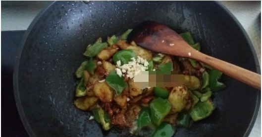 我做的茄子一上桌都抢着吃,不吃3碗饭不收筷,味道实在太棒了!