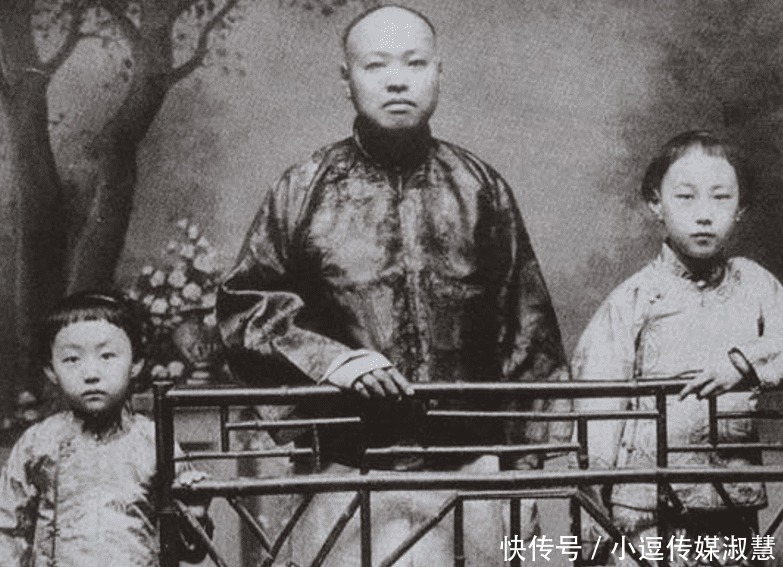 黄素琼|张爱玲曾经的理想生活:有花,有狗,有小人书 ,还有妈妈