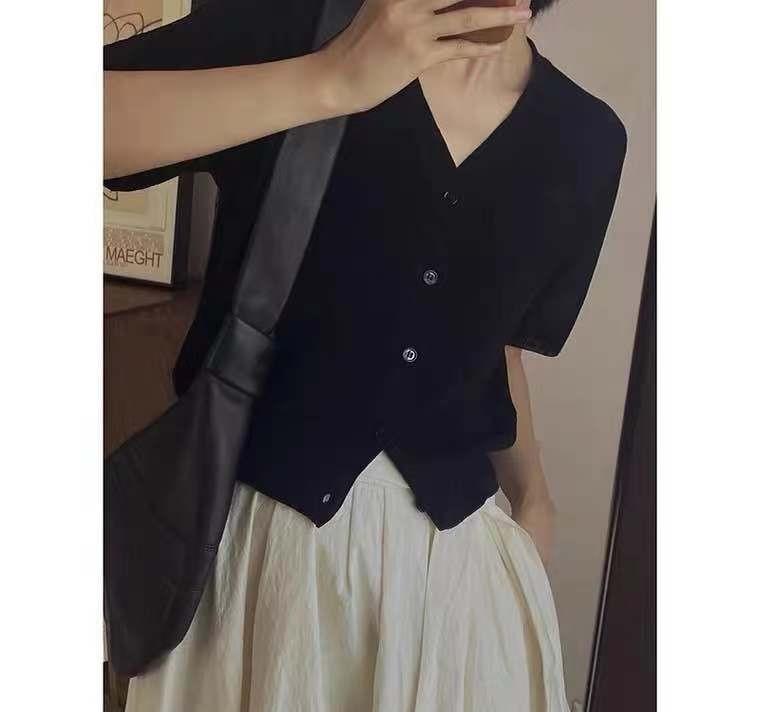 单品|中年女人的“早秋穿搭”来啦！这3条裙子足以让你美上一整个秋天