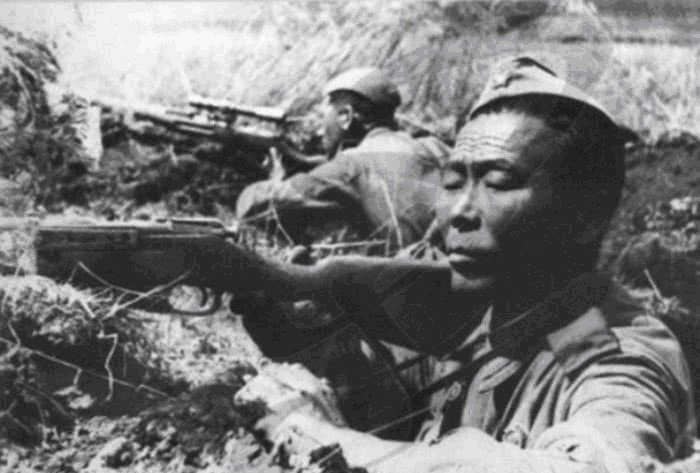 老汉|史上最强的黄种人狙击手：其貌不扬四旬老汉，狙杀367个敌人