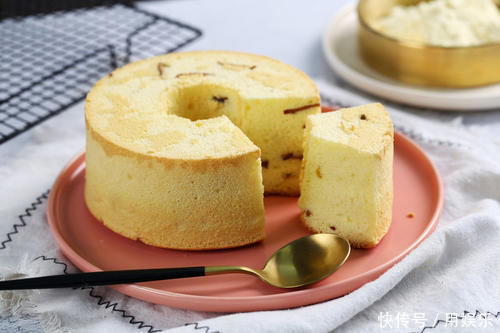 电饭锅也能蒸蛋糕,蓬松香软,好吃不上火,学会了再也不用出去买