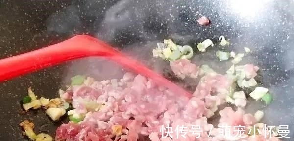 这东西是“脂肪克星”,比红薯还有用!常吃清肠刮油体重悄悄的降