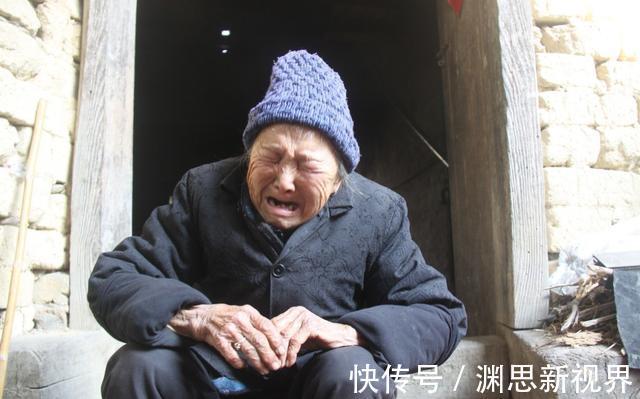 孕育|为要儿子，48岁孕妇拼三胎，剖宫产后虽得儿子，但全家人希望破灭