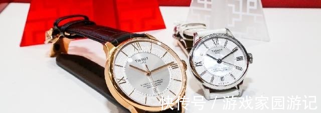 广告语 天地如梭 日月开合 孤单的不止你一个是那个手表的广告语!