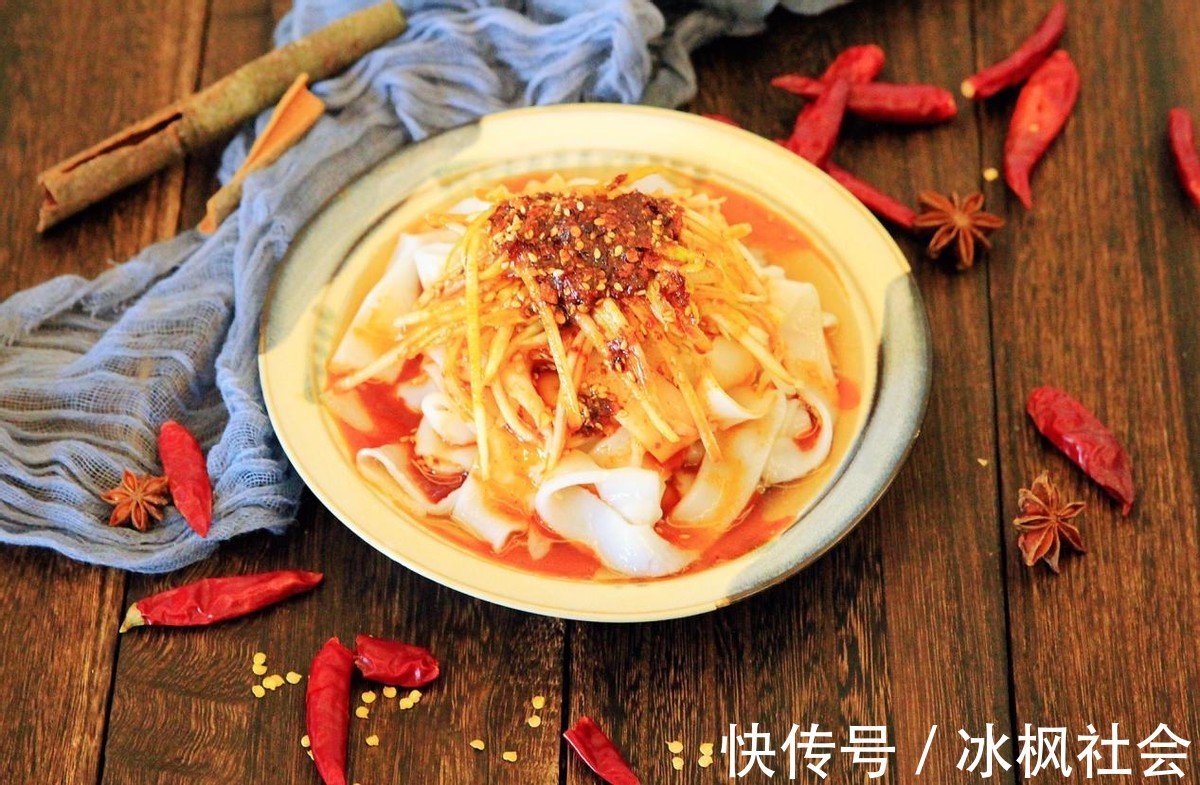 美味|自制美味凉皮,香辣开胃,太好吃了,再也不用出去吃了