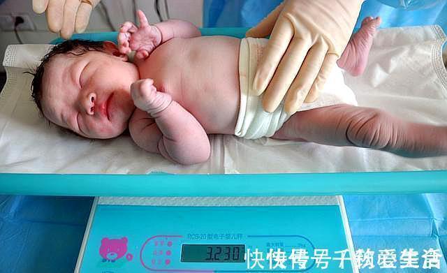 巨大儿|一张图带你看，出生时5斤和8斤的娃大小差异多大！心疼下孕妇吧