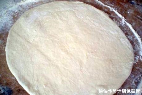 8月底,这野菜抓紧吃,我一买就是10斤,晒干存起来,做饼最香