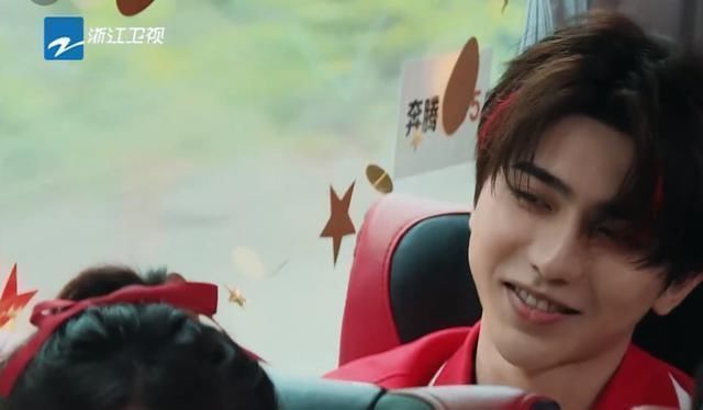 沙溢|赢就是剧本?跑男红队游戏胜利被质疑不公,蔡徐坤老工具人了