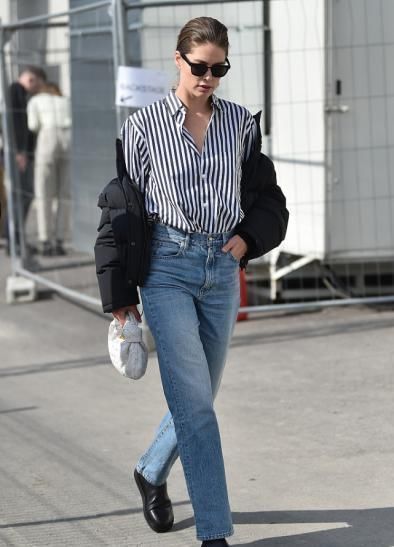 毛呢大衣已经过时了，冬天穿这种服装才好看，遮肉显瘦还保暖